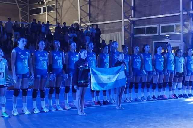 ARGENTINA LE GANÓ A CHILE CON BIANCA CUGNO COMO MÁXIMA ANOTADORA