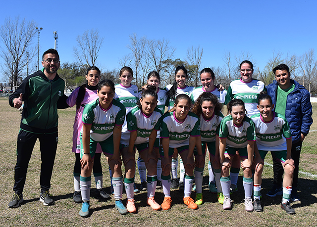 DOMINGO CON FÚTBOL FEMENINO EN DEVOTO