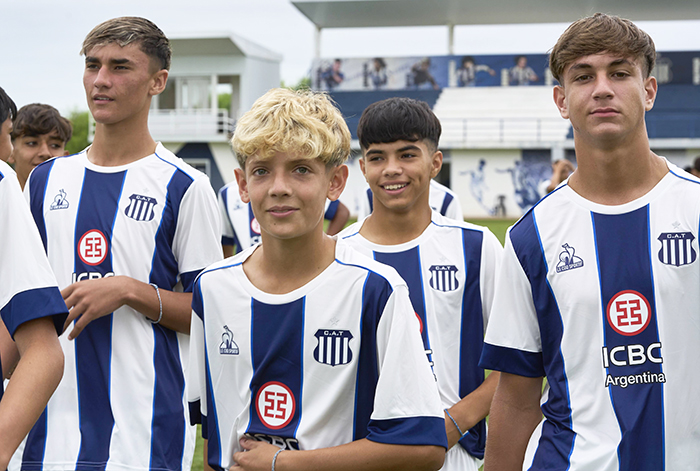 NACHITO ROBLEDO A UN PASO DEL CAMPEONATO CON LA NOVENA DE TALLERES