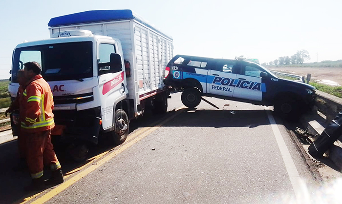 ESPECTACULAR ACCIDENTE EN LA RUTA 19