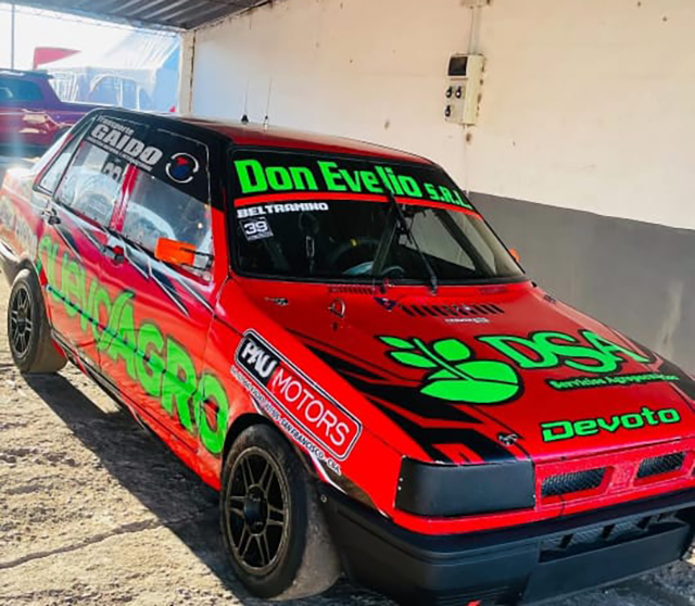 GASTÓN BELTRAMINO SIGUE PELEANDO EL CAMPEONATO EN EL CAR SHOW SANTAFESINO