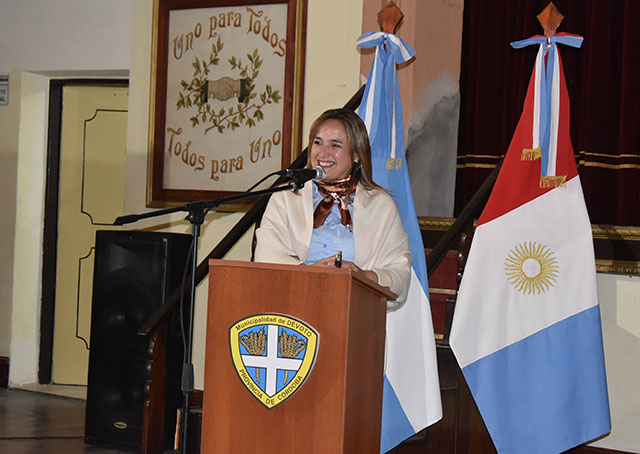 VISITA DE LA VICEGOBERNADORA A DEVOTO